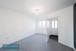 Sitting Room- click for photo gallery
